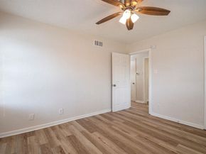 4417  Utah Avenue , Dallas Texas 75216