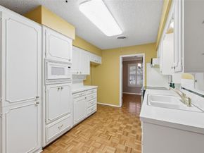 1702  Marshalldale Drive , Arlington Texas 76013