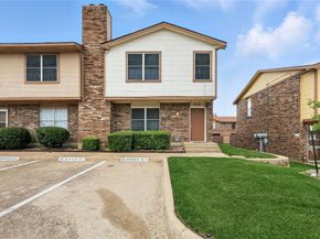 910  Cedar Terrace , Cedar Hill Texas 75104