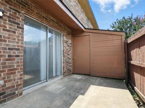 910  Cedar Terrace , Cedar Hill Texas 75104