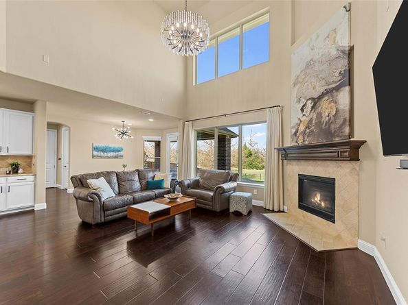 1105  Mallard Lakes Drive , McKinney Texas 75072