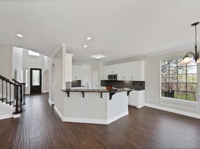 2770 S Lakeview Drive , Cedar Hill Texas 75104