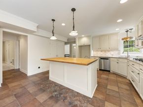 7622  Windmill Lane , Garland Texas 75044