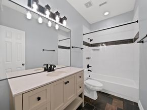 1015 W Bluff Street , Fort Worth Texas 76102