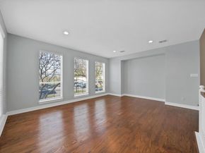 1015 W Bluff Street , Fort Worth Texas 76102