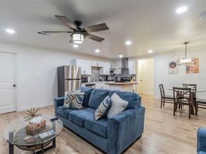 921 S Waverly Drive , Dallas Texas 75208