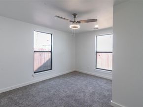 921 S Waverly Drive , Dallas Texas 75208