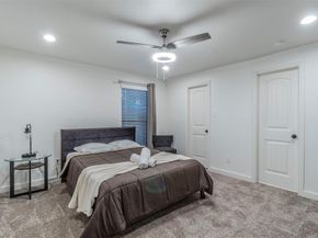 921 S Waverly Drive , Dallas Texas 75208