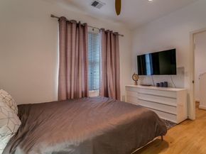 3250  Cambrick Street  9, Dallas Texas 75204