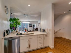 3250  Cambrick Street  9, Dallas Texas 75204