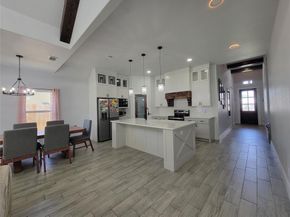 3207  30th Street , Fort Worth Texas 76106