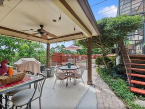 1005  Acorn Court , Arlington Texas 76012