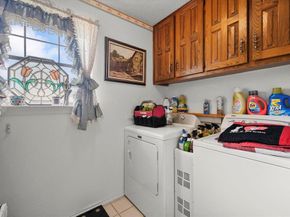 1005  Acorn Court , Arlington Texas 76012