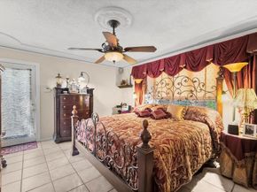 1005  Acorn Court , Arlington Texas 76012