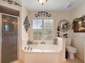 1005  Acorn Court , Arlington Texas 76012