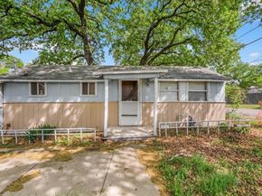 1812  Arch Street , Fort Worth Texas 76105