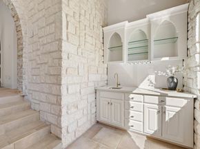 5613  Versailles Court , Colleyville Texas 76034