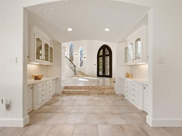 5613  Versailles Court , Colleyville Texas 76034