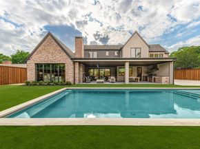 10940  Snow White Drive , Dallas Texas 75229