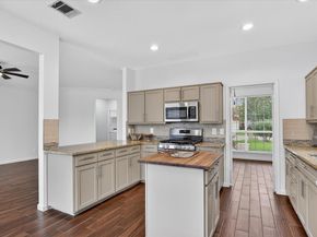 933  Highgate Drive , Lewisville Texas 75067