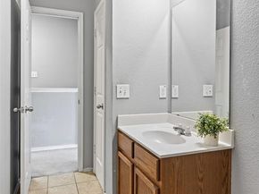 601  Amy Way , Euless Texas 76039