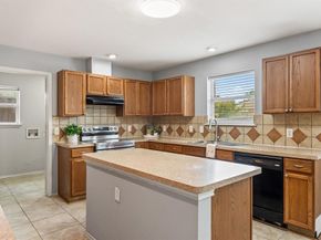 601  Amy Way , Euless Texas 76039