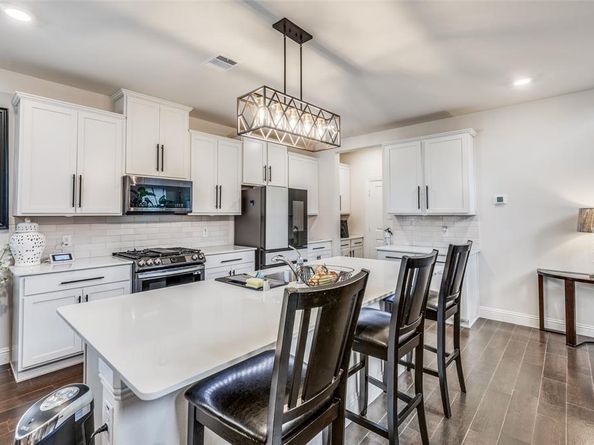 1745  Elise Lane , Little Elm Texas 76227