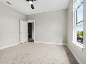 1442  Stella Avenue , Dallas Texas 75216