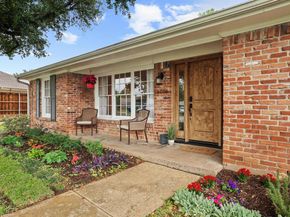 10106  Crestover Circle , Dallas Texas 75229