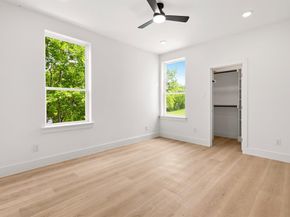 413 N Patton Avenue , Dallas Texas 75203
