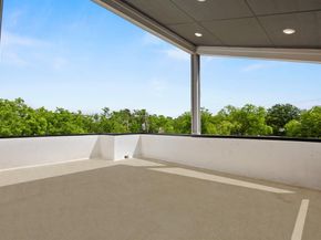 413 N Patton Avenue , Dallas Texas 75203