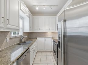 2727  Shelby Avenue  D, Dallas Texas 75219