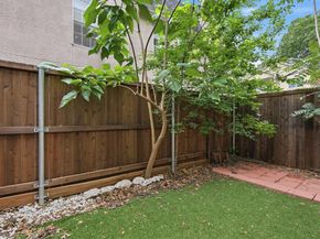 2727  Shelby Avenue  D, Dallas Texas 75219