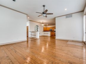 3038  Carmel Street , Dallas Texas 75204