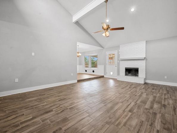 213  Meadowhill Drive , Benbrook Texas 76126
