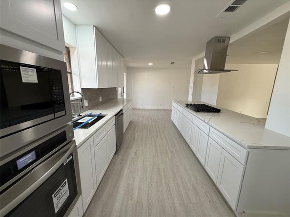 3801  Brookhaven Circle , Fort Worth Texas 76109