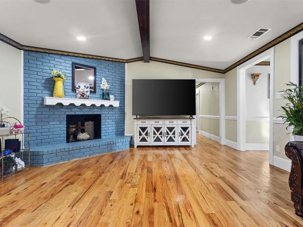 4017  Kazak Street , Garland Texas 75041