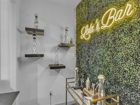 682  Claire Lane , Lewisville Texas 75067