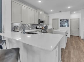 682  Claire Lane , Lewisville Texas 75067