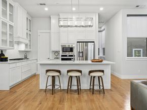625 N Tyler Street  402, Dallas Texas 75208
