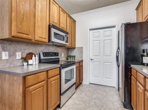 252  Turnberry Lane , Lewisville Texas 75067