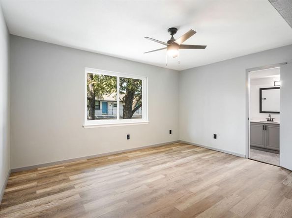 3913  Inwood Road  2006, Dallas Texas 75209