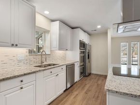 10521  Sandpiper Lane , Dallas Texas 75230