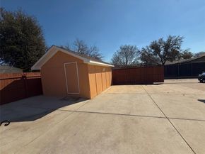 1410  Bowie Street , Garland Texas 75042
