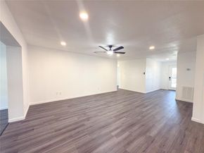 418  Clover Lane , Garland Texas 75043