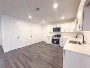 418  Clover Lane , Garland Texas 75043