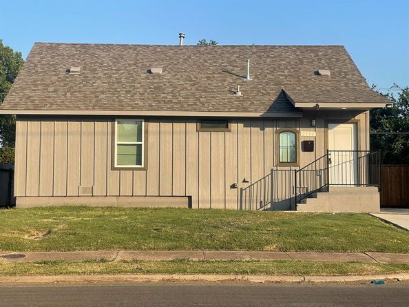 2512 E Overton Road , Dallas Texas 75216