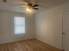 2512 E Overton Road , Dallas Texas 75216