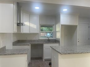 2512 E Overton Road , Dallas Texas 75216