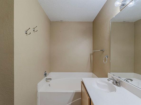 3018  Mesa Ridge Trail , Grand Prairie Texas 75052